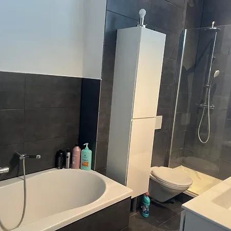 מלון House With Private Jaccuzi