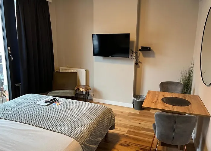 Holiday House With Private Jaccuzi Leuven