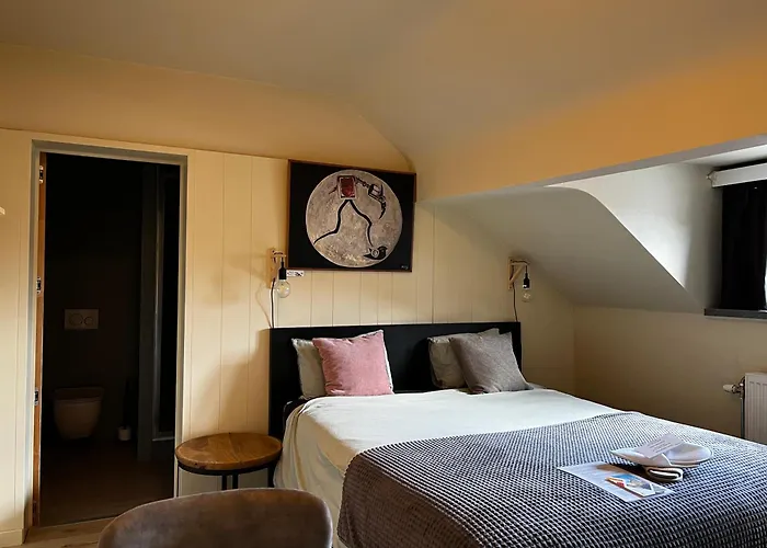 Holiday House With Private Jaccuzi Leuven