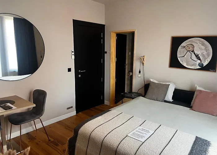 Holiday House With Private Jaccuzi