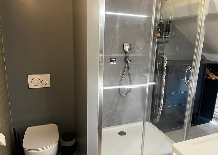 Hotel Holiday House With Private Jaccuzi Leuven