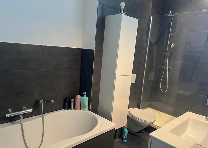 Hotel House With Private Jaccuzi